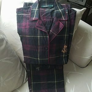 Ralph Lauren ladies two piece pajamas. Size M